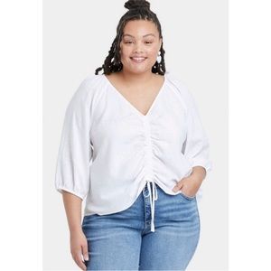 AVA & VIV White V Neck 3/4 Sleeve Ruched Front Blouse Size 3X